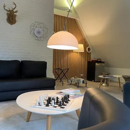 Proche Lille Dans Propriete De Standing Bed & Breakfast
